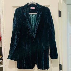 Velvet Blazer in Deep Green
